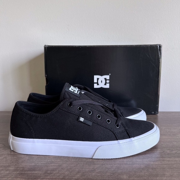 DC Manual NEW Black/White Men's Skate Shoe Size 11 #B1502 - Picture 1 of 11